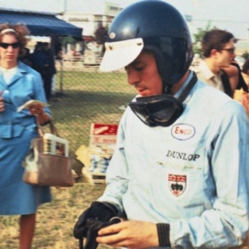 Toujours à Reims 1964 mais cette fois en pleine concentration...
© "Professeur Reimsparing"
Contribution José Ramón Menéndez Toujours à Reims 1964 mais cette fois en pleine concentration...
© "Professeur Reimsparing"
Contribution José Ramón Menéndez